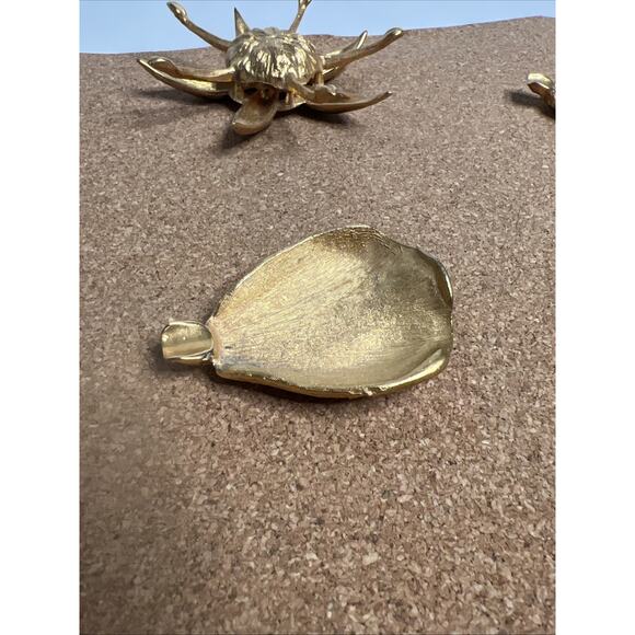 Vintage Mid-Century Golden Lotus Flower Ash Tray Tan France Gucci Inspired - Picture 7 of 10